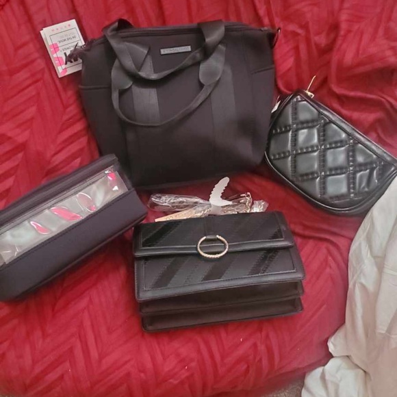 Purses purses purses! - Picture 8 of 15